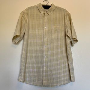Men’s Dockers button down shirt. Size XL
